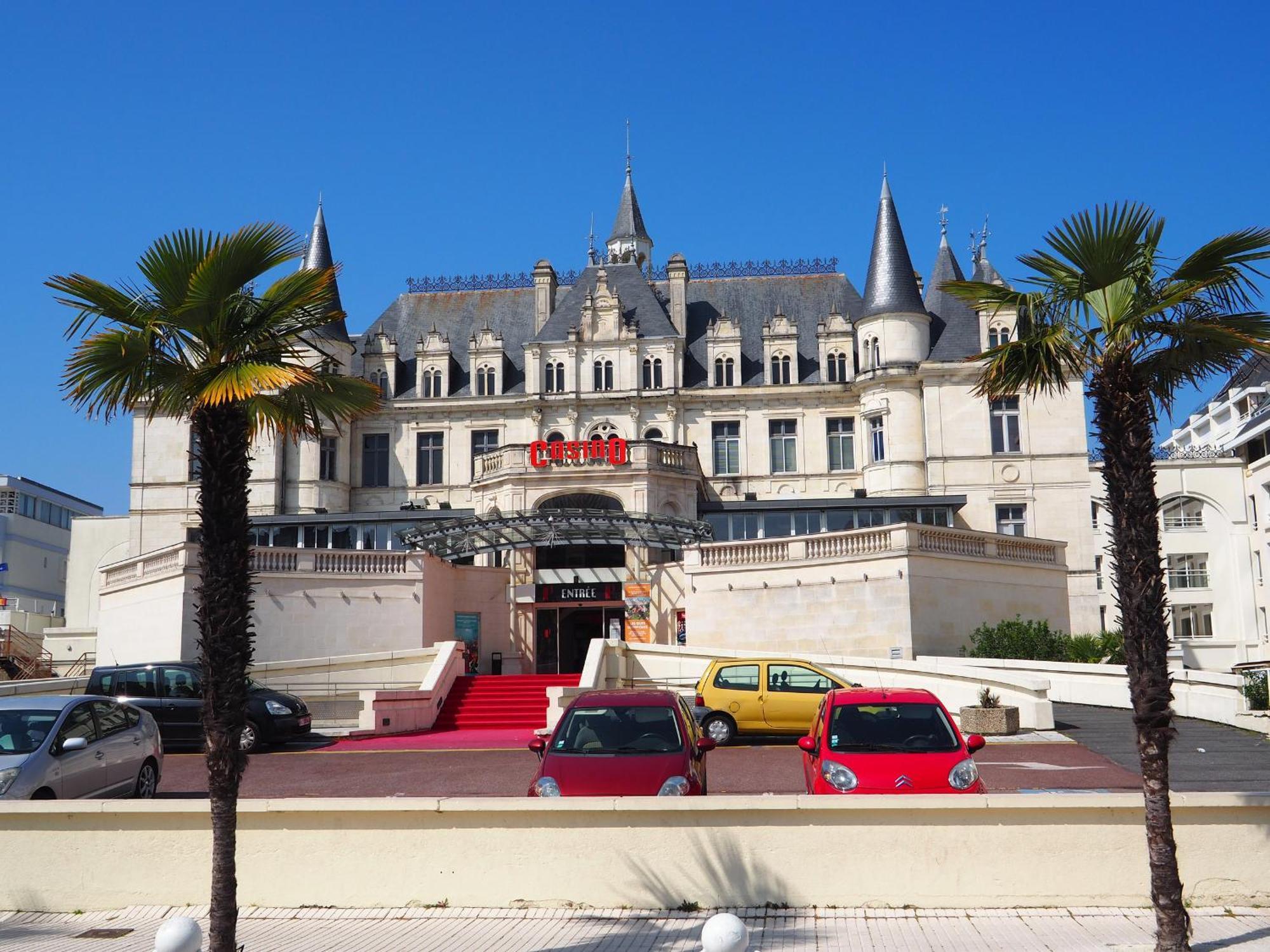 Appartement Avec Vue Bassin, Acces Plage, Parking Inclus - Fr-1-474-278 *