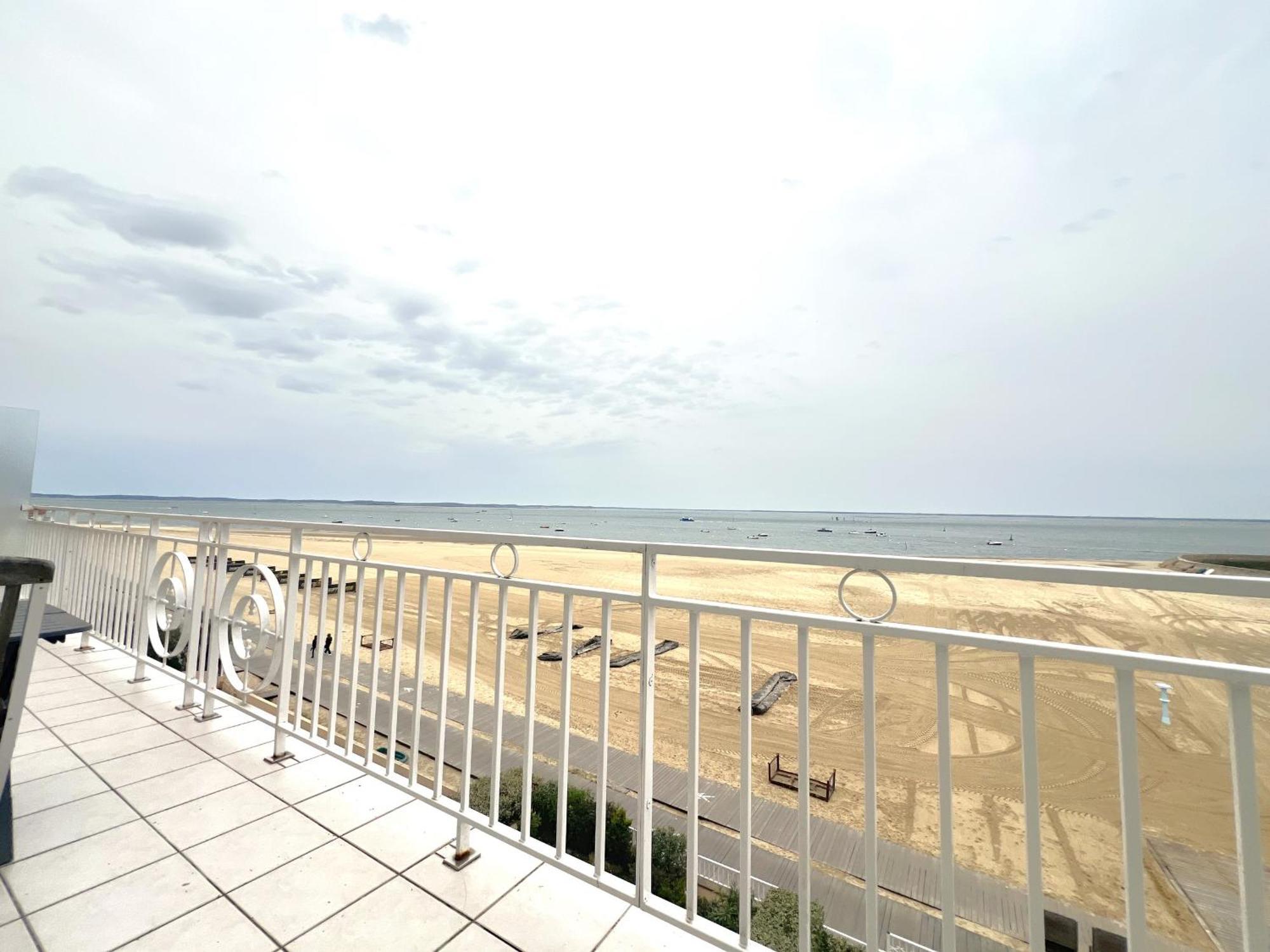 Appartement Avec Vue Bassin, Acces Plage, Parking Inclus - Fr-1-474-278